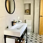 Apartman Castillo 17 *